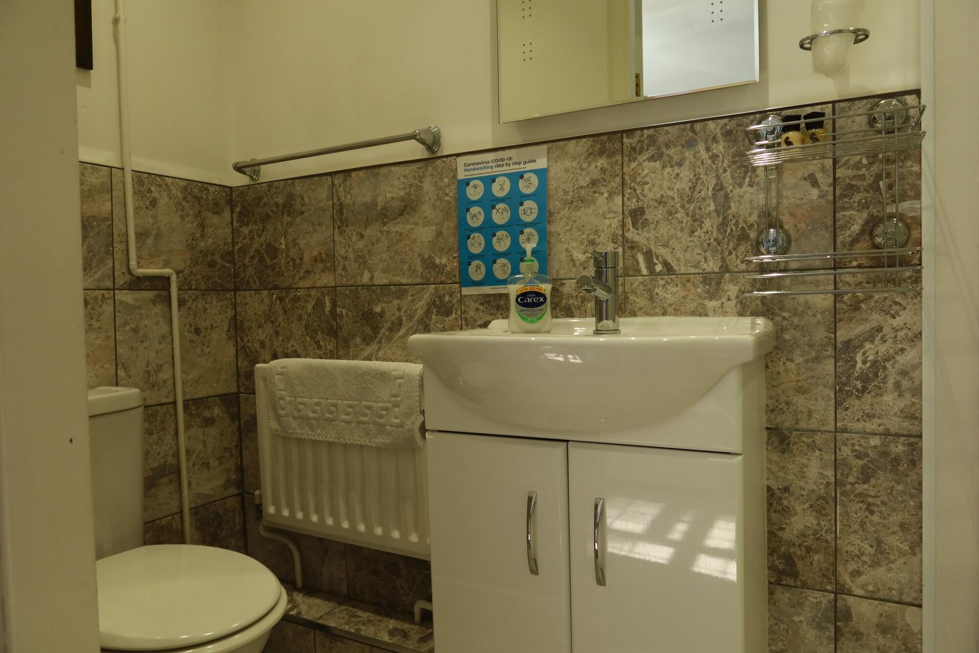 באנבורי Avonlea Guest House מראה חיצוני תמונה