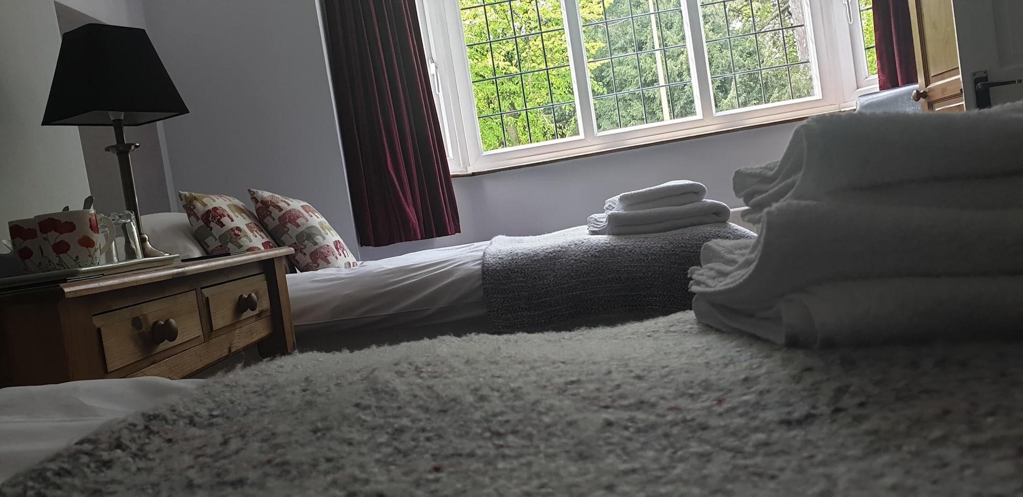 באנבורי Avonlea Guest House מראה חיצוני תמונה